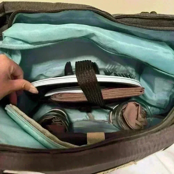 Wenzel Picnic Set w/ Designer Bag - Picture 3 of 4